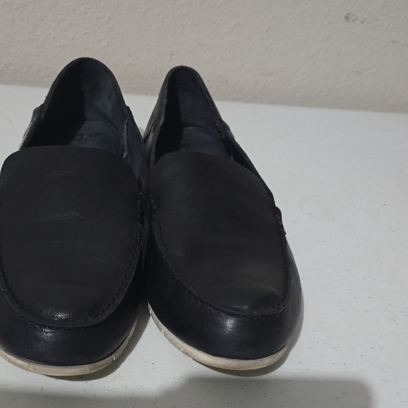 FRYE Black Leather Loafers - Picture 3 of 8